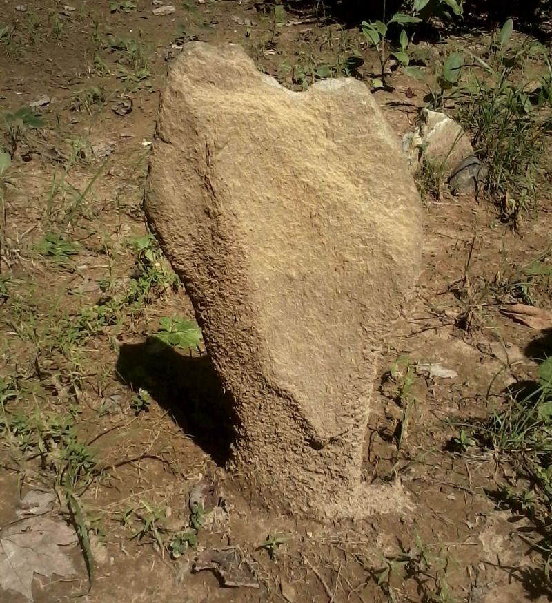 A child grave was often marked by a small stone. We do not know the age here.